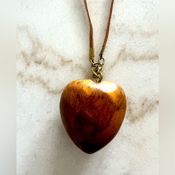 Vintage Necklace Wood Carved Heart Long Leather Strap Handcrafted Boho Rustic - Picture 3 of 5